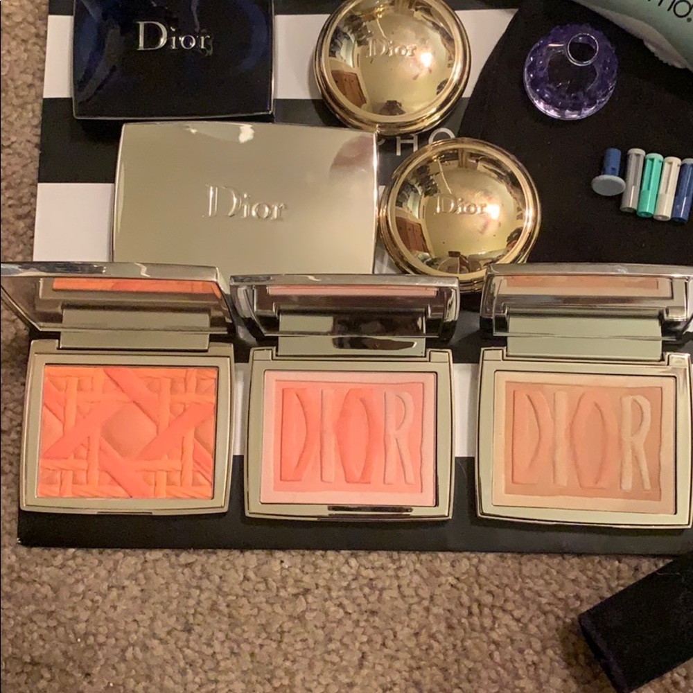 Dior Large Compacts (3 Bushers)